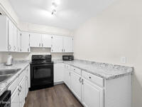 1421 Degroodt Road