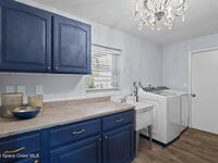 1021 Sunswept Road