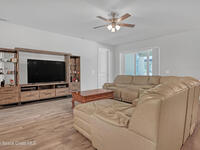 1841 Market Circle