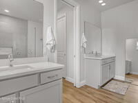 1841 Market Circle