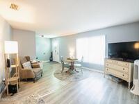 1139 Price Avenue