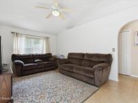 149 Hawthorne Lane