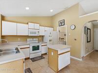 149 Hawthorne Lane