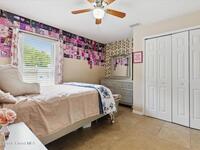 149 Hawthorne Lane