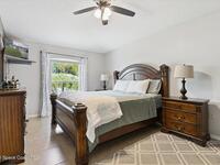 149 Hawthorne Lane