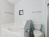 149 Hawthorne Lane