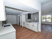 863 Highland Avenue