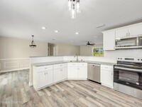 1041 Braddock Avenue