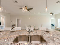 1401 Alberni Street