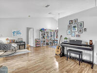 1563 Dozier Circle