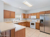 609 Cedar Side Circle