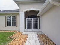 467 Sauders Road