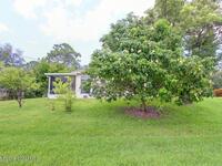 467 Sauders Road