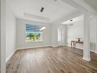 1752 Killian Drive