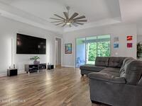 1752 Killian Drive