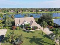 1517 Eagles Circle