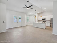 930 Hammacher Avenue