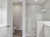 930 Hammacher Avenue