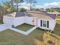 982 Pyracantha Street