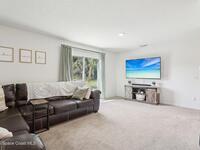 982 Pyracantha Street