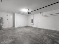 210 La Gore Street