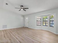 1384 Vancouver Avenue
