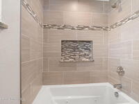 1036 Greenleaf Court