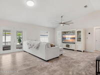 1036 Greenleaf Court