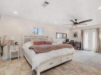 1036 Greenleaf Court