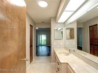 433 Hawthorne Court