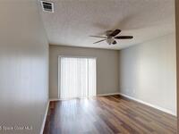 433 Hawthorne Court