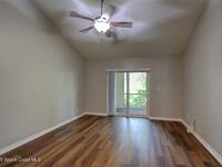 433 Hawthorne Court