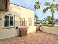 433 Hawthorne Court