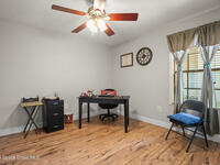 212 Olivick Circle