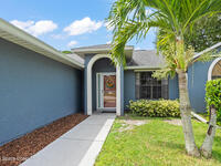 212 Olivick Circle