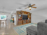 1340 Mariposa Drive