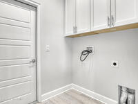 2438 Bonnyton Lane
