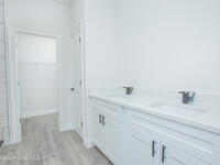 475 La Coco Street