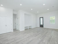 475 La Coco Street