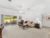 926 Pine Creek Circle