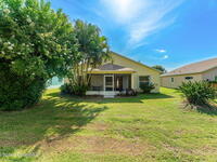 926 Pine Creek Circle