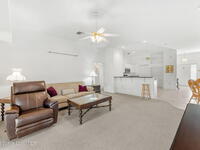 926 Pine Creek Circle
