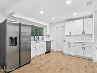 1461 Mariposa Drive