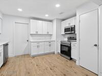 1461 Mariposa Drive