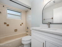 1413 Alberni Street