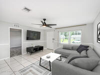 1413 Alberni Street