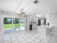 1413 Alberni Street