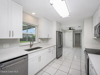 1413 Alberni Street