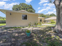 1111 Emerald Road