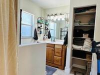 1096 NE Sandy Lane Lane